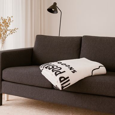 Manta colección snoopy tomando la siesta beige 152cm x 127cm -  Snoopy