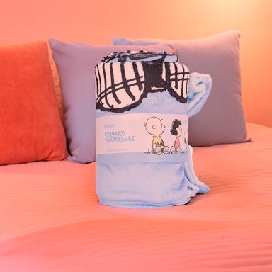 Manta colección snoopy amigos crunch chomp azul 152cm x 127cm -  Snoopy
