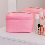 Cosmetiquera-neceser-relieve-corazon-rosa-Miniso-2-28780