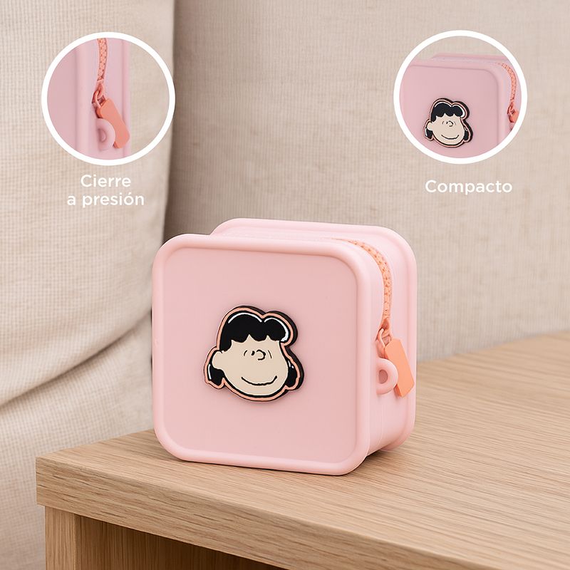 Monedero-cuadrado-silicon-rosa-Snoopy-5-29637