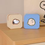 Monedero-cuadrado-silicon-snoopy-beige-Snoopy-2-29638