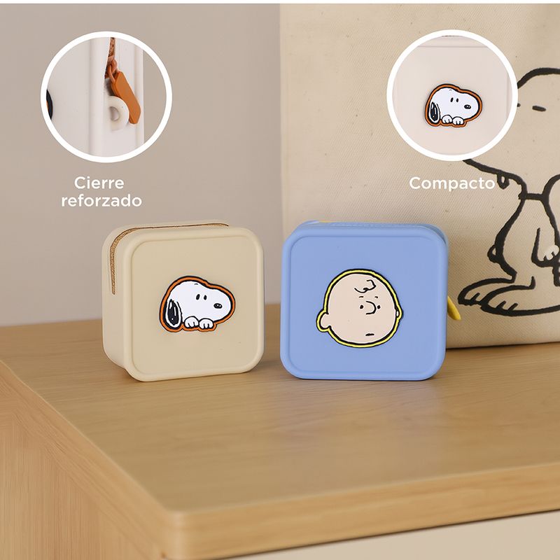 Monedero-cuadrado-silicon-snoopy-beige-Snoopy-5-29638