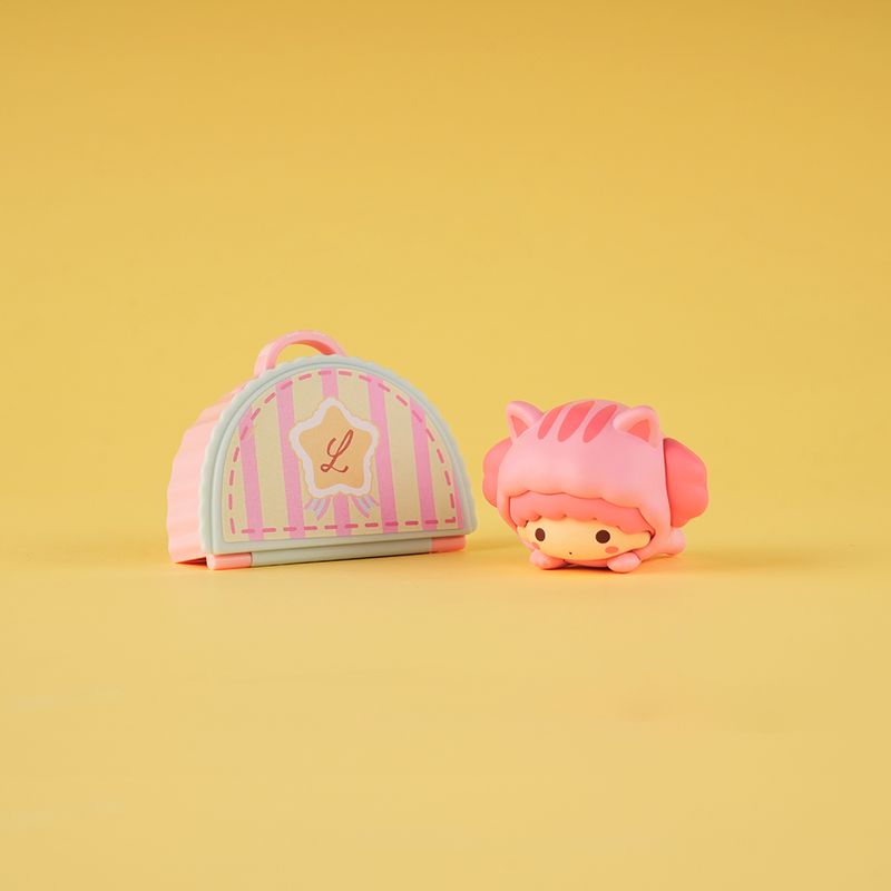 Blindbox-con-figura-de-sanrio-peekaboo-Sanrio-4-9915