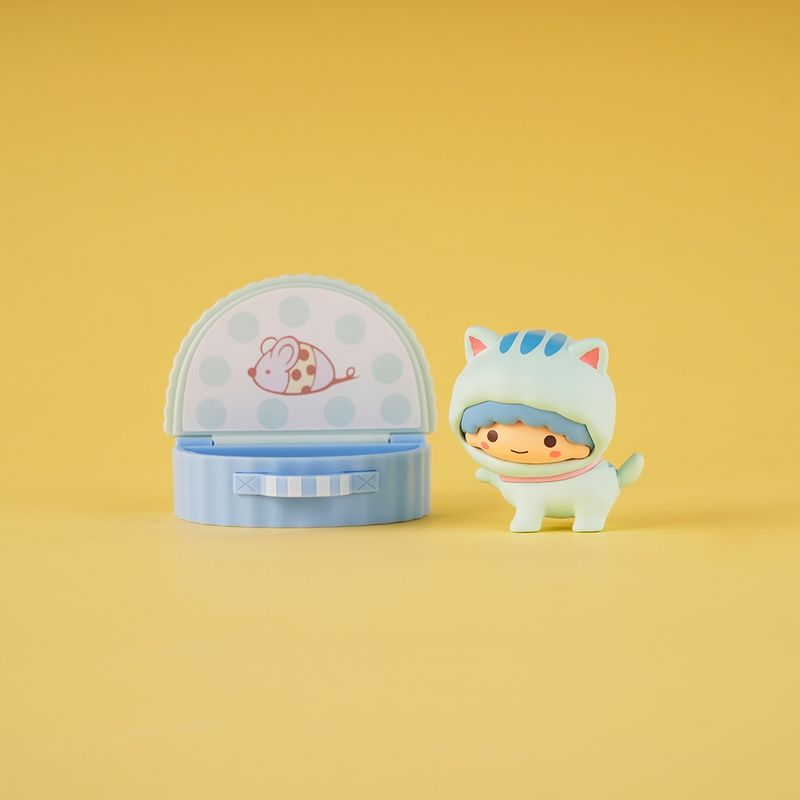 Blindbox-con-figura-de-sanrio-peekaboo-Sanrio-5-9915