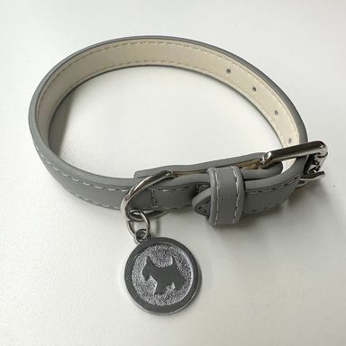 Collar reflectante gris grande como colgante redondo -  Silver Gray