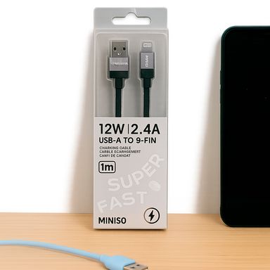 Cable de carga rápida 8 pin life is for fun negro -  Miniso