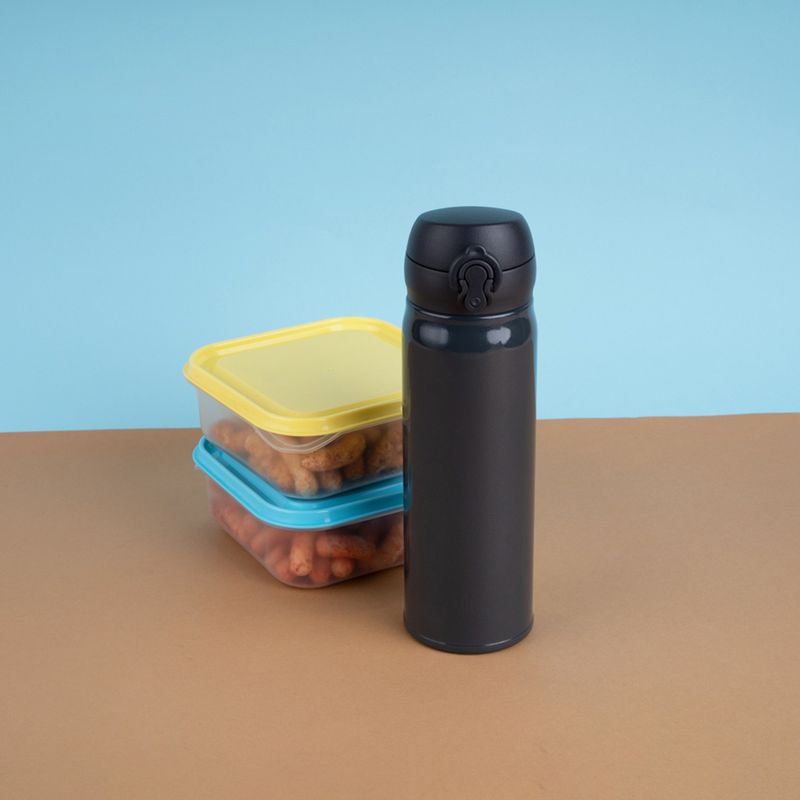 Termo-botella-aislante-con-tapa-abatible-classic-series-de-450-ml-negro-Miniso-3-28696