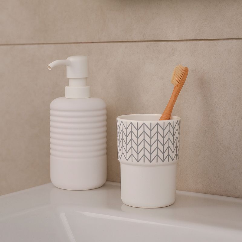Vaso-para-enjuague-bucal-serie-simple-lines-colores-mixtos-Miniso-2-28801