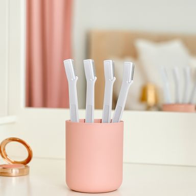 Razuradora para cejas 4 piezas antideslizante serie miniso -  Miniso