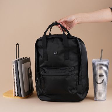 Mochila escolar miniso rectangular con asa negro -  Miniso
