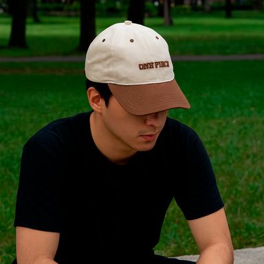 Gorra de béisbol colección one piece logo beige café -  One Piece 2.0