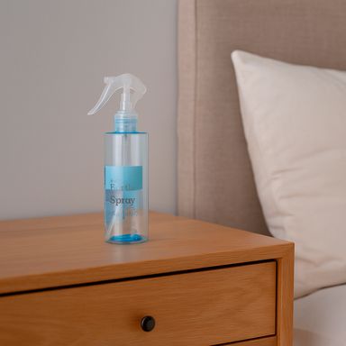 Botella de spray transparente de color 200 ml serie miniso -  Miniso