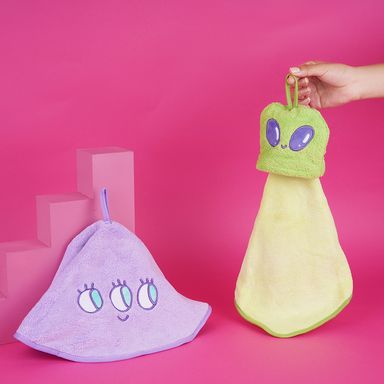 Toalla para manos miniso by vania bachur alien morado -  Vania Bachur