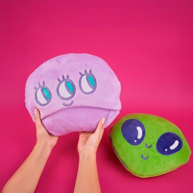 Manta con capucha miniso by vania bachur alien morado -  Vania Bachur