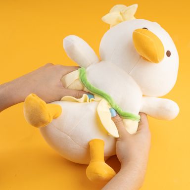 Peluche hawaiano felpa amarillo 6.5x28 cm pato miniso -  Miniso