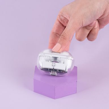 Audífonos inalámbricos con estuche de carga ice brick blancos 6.5x6 cm -  Miniso