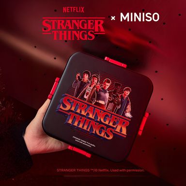 Taper de alimentos colección stranger things 1200 ml negro -  Stranger Things