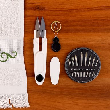 Kit de costura con estuche macaron sintético lila 50 piezas -  Miniso