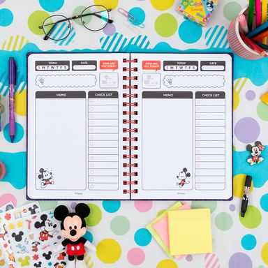 Cuaderno a5 72 hojas, con stickers serie mickey mouse disney -  Disney