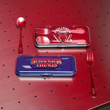 Juego de cubiertos colección stranger things tenedor y cuchara negro -  Stranger Things