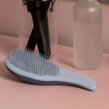 Peine para cabello asimétrico sintético gris 18.5 cm -  Miniso