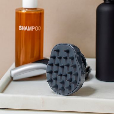 Peine para shampoo masajeador sintético gris 10.5 cm -  Miniso