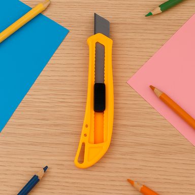 Cutter acero inoxidable amarillo -  Miniso