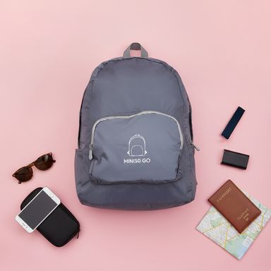 Organizador de viaje mochila plegable serie miniso go gris  -  Miniso