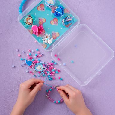 Set para jugar caja de mano quadrate kit para hacer pulseras de abalorios diy serie frozen disney -  Frozen