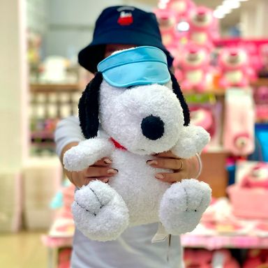 Peluche summer travel collection sentado 35cm serie miniso -  Miniso