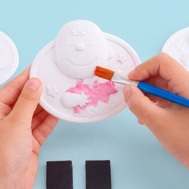 Set para jugar imán de fridge de escayola para colorear paquete de 3 serie snoopy -  Snoopy