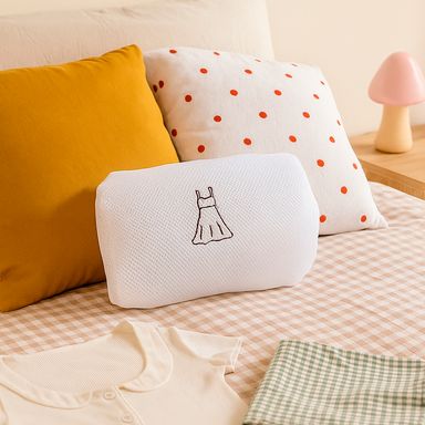 Bolsa de lavandería para vestido textil blanca 30x18 cm -  Miniso