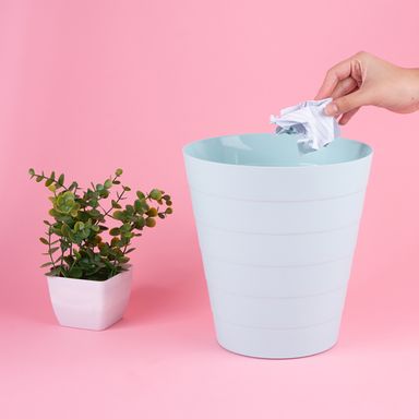 Tacho de basura minimalista sintético verde aqua 16x25 cm -  Miniso