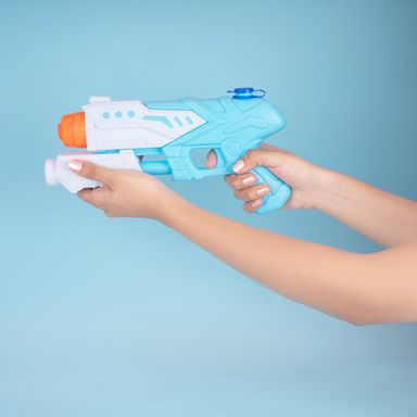Pistola de agua plástico blanca 27x16.5 cm -  Miniso