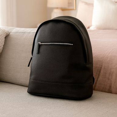 Mochila tipo piel sintética negra 30x40 cm -  Miniso
