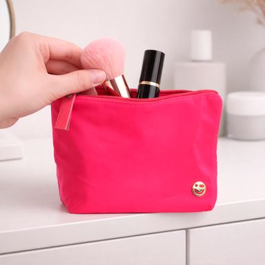 Cosmetiquera miniso basica trapecio rosa fuerte -  Miniso