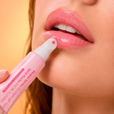 Labial líquido con brillo serie pocket 01 nude apricot -  Miniso