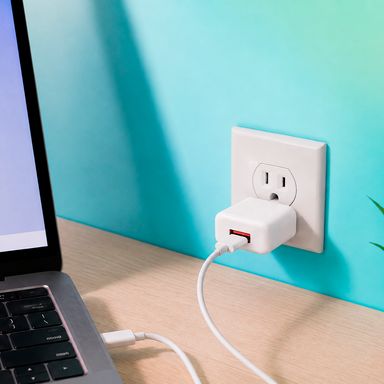 Cargador tech pro series 10w usb a 1 puerto us mod st660 blanco -  Miniso